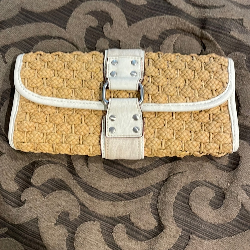Straw clutch- good condition